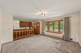 2985 Marion St, Roseville, MN 55113 - Photo 5