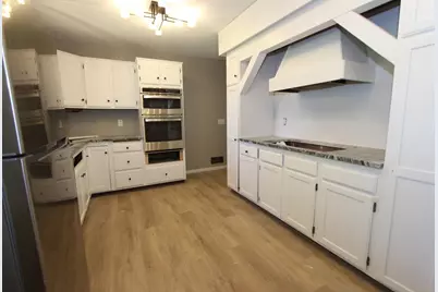 2742 Xenwood Avenue S, Saint Louis Park, MN 55416 - Photo 5