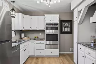 2742 Xenwood Ave S, Saint Louis Park, MN 55416 - Photo 9