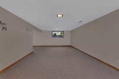 608 26th Avenue SW, Willmar, MN 56201 - Photo 27