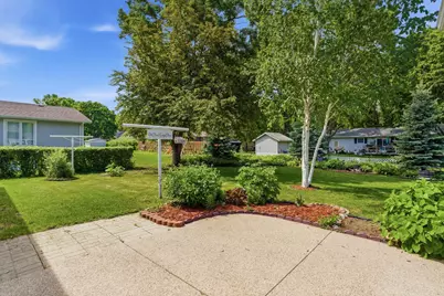 608 26th Avenue SW, Willmar, MN 56201 - Photo 5