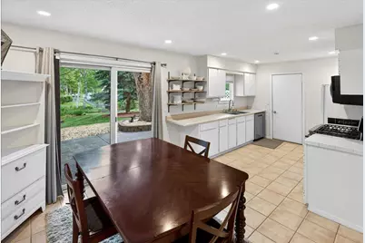 10204 Valley Forge Lane N, Maple Grove, MN 55369 - Photo 9