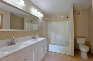 15358 Founders Ln, Apple Valley, MN 55124 - Photo 23