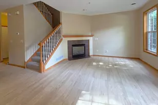 15358 Founders Ln, Apple Valley, MN 55124 - Photo 5
