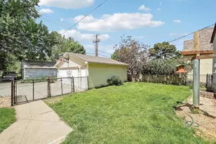 1525 Asbury St, Saint Paul, MN 55108 - Photo 41