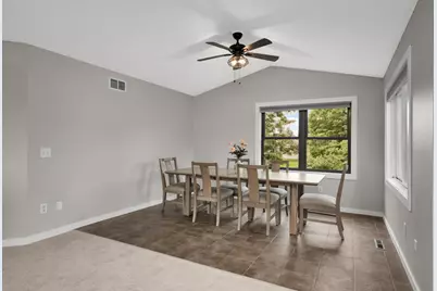 17550 Foxboro Lane, Lakeville, MN 55024 - Photo 11