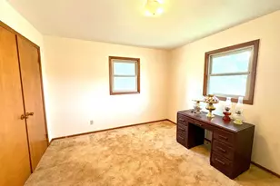 404 E 3rd St, Madison, MN 56256 - Photo 7