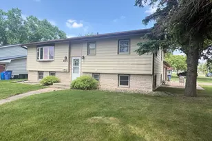 404 E 3rd St, Madison, MN 56256 - Photo 31