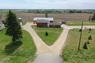 6722 Valleyhigh Rd NW, Byron, MN 55920 - Photo 7