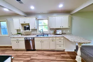 715 Elm St, Anoka, MN 55303 - Photo 3
