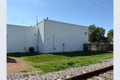 137 1st Street E, Jordan, MN 55352 - Photo 3