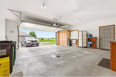 1626 Thunderbird Road, Marshall, MN 56258 - Photo 37