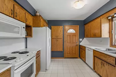 1870 7th Street NW, New Brighton, MN 55112 - Photo 11