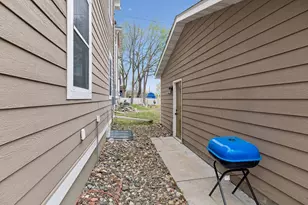 935 Iglehart Ave, Saint Paul, MN 55104 - Photo 17