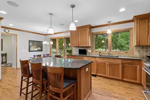265 Oakwood Rd, Hopkins, MN 55343 - Photo 13