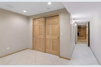 265 Oakwood Road, Hopkins, MN 55343 - Photo 47