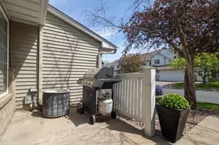 1705 Riverwood Dr, Burnsville, MN 55337 - Photo 21
