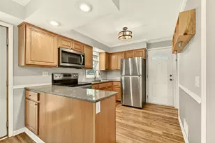 610 10th St NW, Rochester, MN 55901 - Photo 9