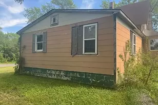 523 Center St, Clinton, MN 56225 - Photo 5
