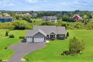 1527 96th St, New Richmond, WI 54017 - Photo 3