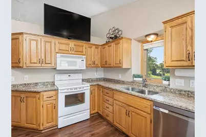 15930 38th Avenue N, Plymouth, MN 55446 - Photo 15