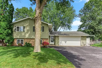 1514 15th Street W, Hastings, MN 55033 - Photo 1