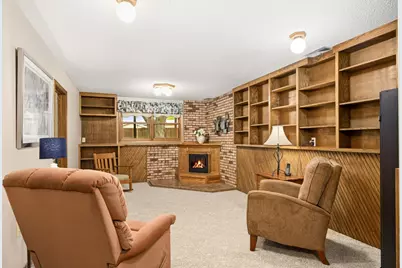 1514 15th Street W, Hastings, MN 55033 - Photo 5