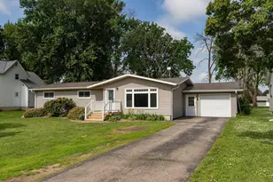 409 3rd St NE, Grand Meadow, MN 55936 - Photo 3