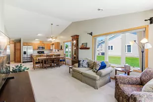 1096 Prairieview Dr SW, Hutchinson, MN 55350 - Photo 21