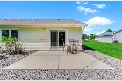 1096 Prairie View Drive SW, Hutchinson, MN 55350 - Photo 31