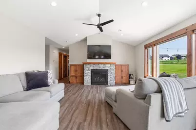 740 161st, Hammond, WI 54015 - Photo 9