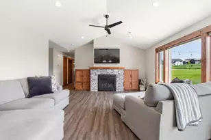 740 161st, Hammond, WI 54015 - Photo 9