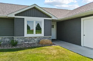 740 161st, Hammond, WI 54015 - Photo 5