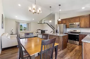 314 Aspen Dr, Somerset, WI 54025 - Photo 7