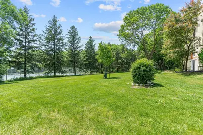 4222 Bridgewood Terrace, Vadnais Heights, MN 55127 - Photo 21