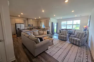 13808 Kaylemore Trl, Rosemount, MN 55068 - Photo 3