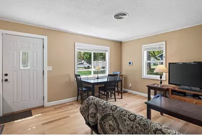 419 7th Avenue W, Shakopee, MN 55379 - Photo 9