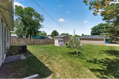 419 7th Avenue W, Shakopee, MN 55379 - Photo 17