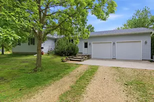 15381 670th St, Wabasha, MN 55981 - Photo 1
