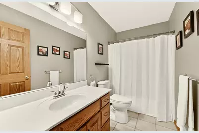 906 Bucknell Boulevard SE, Stewartville, MN 55976 - Photo 17