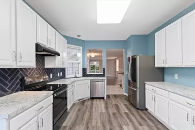 1680 Oakbrooke Court, Eagan, MN 55122 - Photo 25