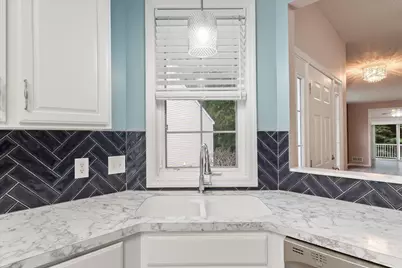 1680 Oakbrooke Court, Eagan, MN 55122 - Photo 21