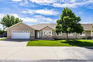 4688 44th Ave S, Fargo, ND 58104 - Photo 27