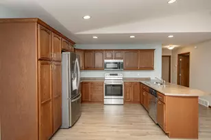 4688 44th Ave S, Fargo, ND 58104 - Photo 7