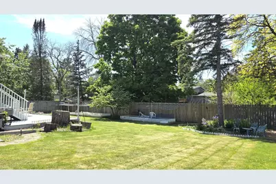 8009 Edgewood Avenue N, Brooklyn Park, MN 55445 - Photo 23