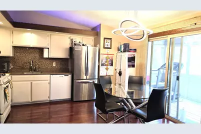 8009 Edgewood Avenue N, Brooklyn Park, MN 55445 - Photo 5