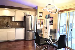 8009 Edgewood Ave N, Brooklyn Park, MN 55445 - Photo 5