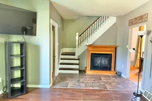 410 Frank Hall Dr, Albert Lea, MN 56007 - Photo 15