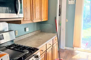 410 Frank Hall Dr, Albert Lea, MN 56007 - Photo 9