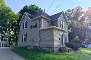 410 Frank Hall Dr, Albert Lea, MN 56007 - Photo 3